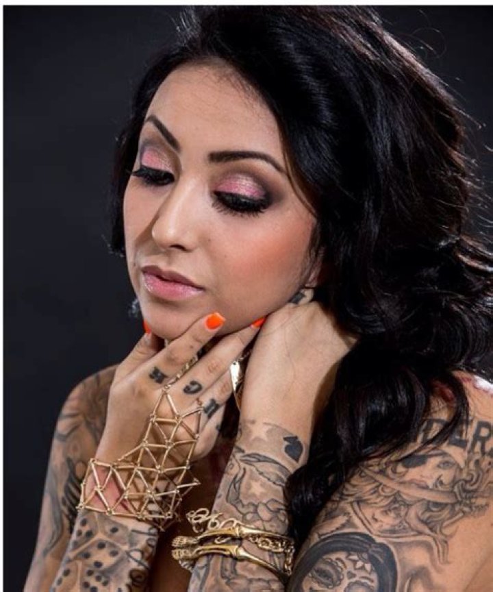 Nini Smalls - Bio, Age, Wiki, Facts and Family