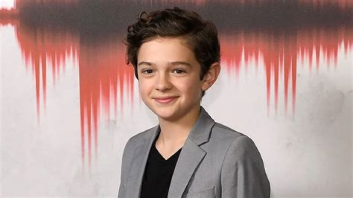 Noah Jupe - Bio, Age, weight, height, Wiki, Facts and Family