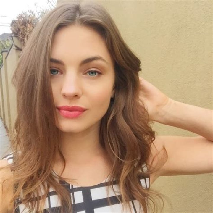 Olivia Frischer - Bio, Age, Wiki, Facts and Family