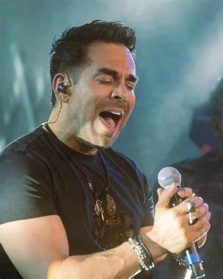 Omar Chaparro - Bio, Age, height, Wiki, Facts and Family