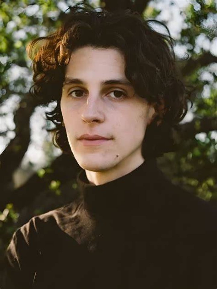 Owen Holt - Biography, Age, Wiki, Facts and Family