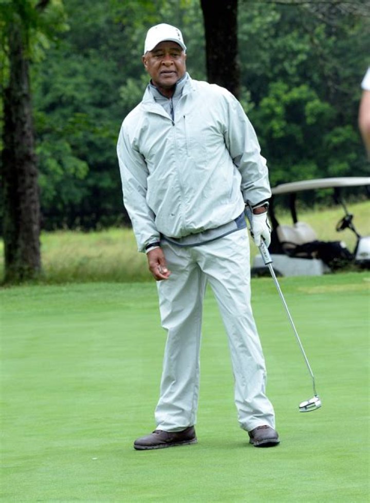 Ozzie Smith - Bio, Age, net worth, height, Wiki, Facts and Family