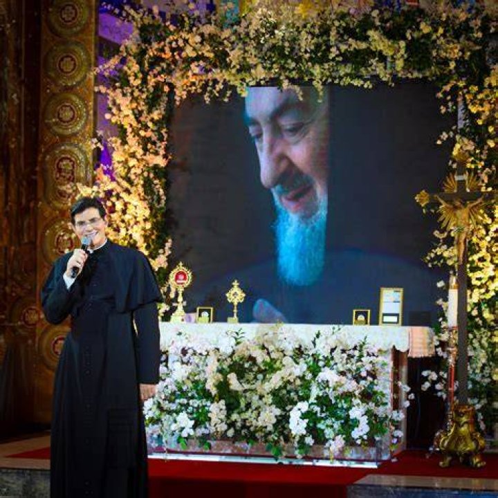 Padre Reginaldo Manzotti: Religious Leader Detailed Bio, Age, Birthday, & Height Insights and more