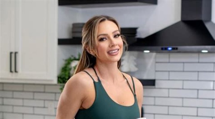 Paige Hathaway - Bio, Age, Wiki, Facts and Family