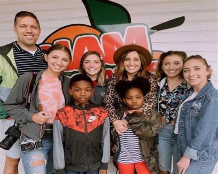Paisley McKnight - Bio, Age, Wiki, Facts and Family