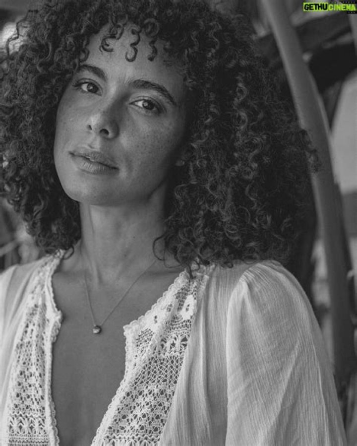 Parisa Fitz-Henley - Bio, Age, Wiki, Facts and Family