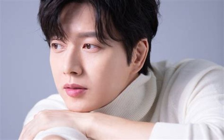 Park Hae-jin - Bio, Age, weight, height, Wiki, Facts and Family