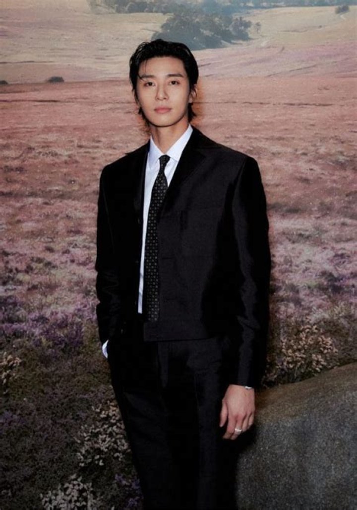 Park Seo-joon - Bio, Age, weight, height, Wiki, Facts and Family