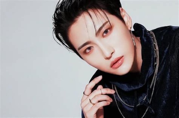 Park Seong Hwa (songwriter) - Biography, Age, Net Worth, Wikipedia, Spotify, TikTok, Facebook, Facts and Family