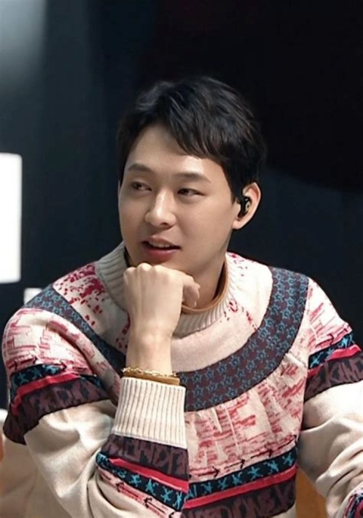 Park Yoochun - Bio, Age, siblings, height, Wiki, Facts and Family
