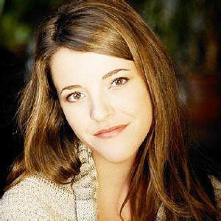 Paula Brancati - Bio, Age, Wiki, Facts and Family
