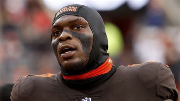 Perrion Winfrey: Football Player Detailed Bio, Age, Birthday, & Height Insights and more