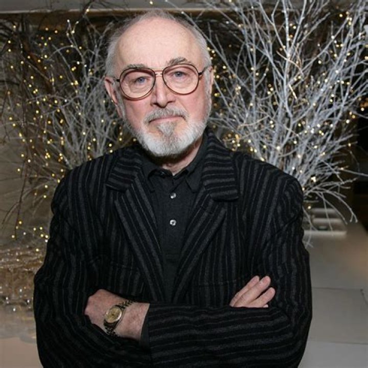 Peter Egan - Bio, Age, Wiki, Facts and Family