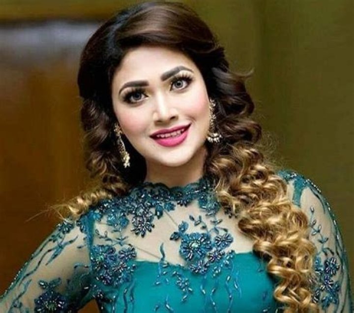 Peya Bipasha - Bio, Age, Wiki, Facts and Family