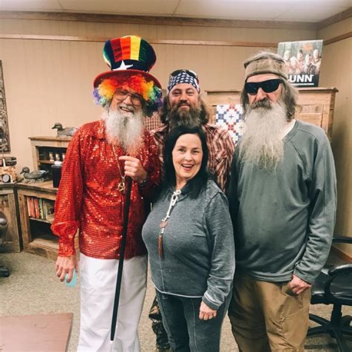 Phil Robertson - Bio, Age, siblings, Wiki, Facts and Family