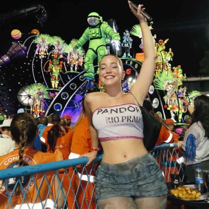 Pili Pascual - Bio, Age, Wiki, Facts and Family