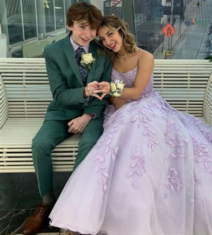 piso4 (webvideostar) - Biography, Age, Net Worth, Wikipedia, Spotify, TikTok, Facebook, Facts and Family