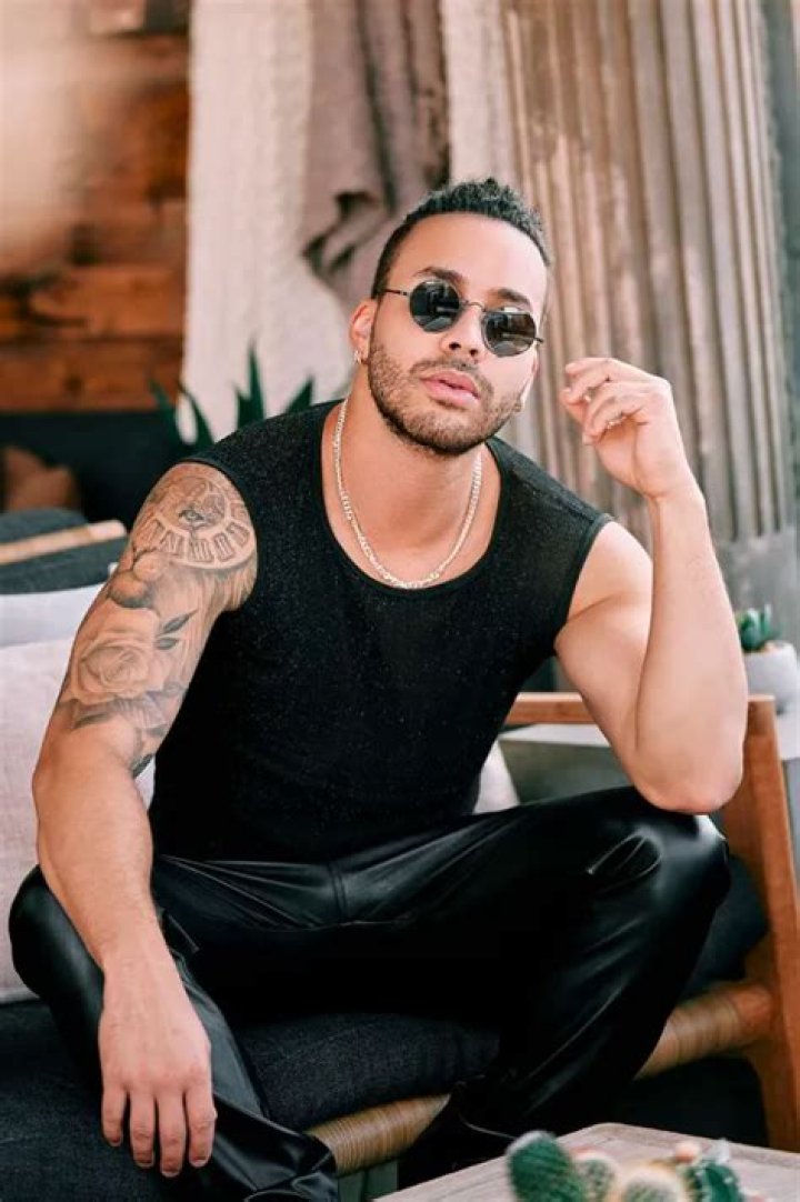 Prince Royce - Bio, Age, net worth, weight, height, Wiki, Facts and Family