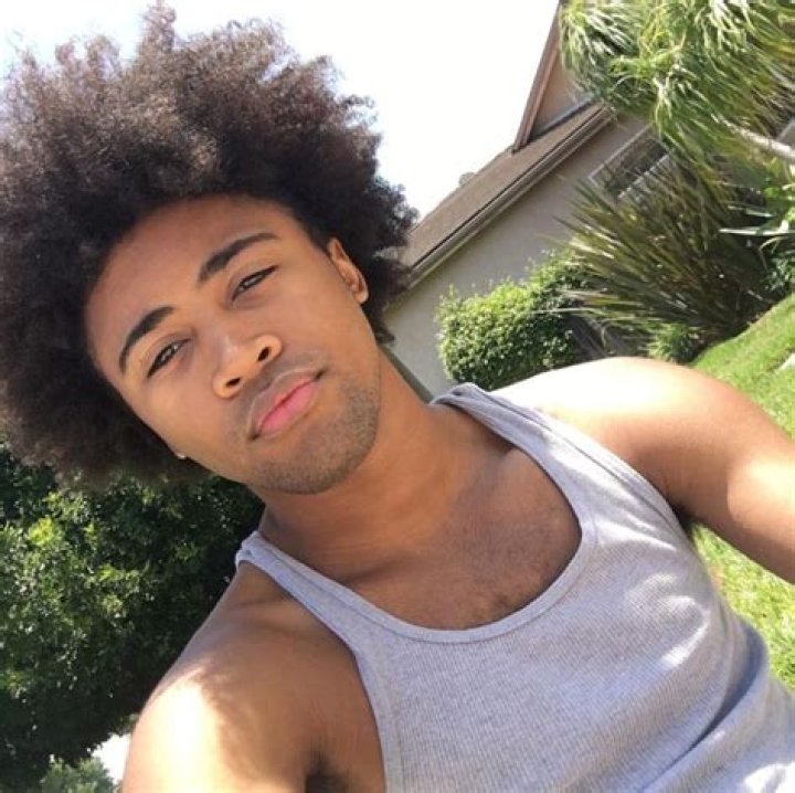 Quincy Fouse - Bio, Age, weight, height, Wiki, Facts and Family