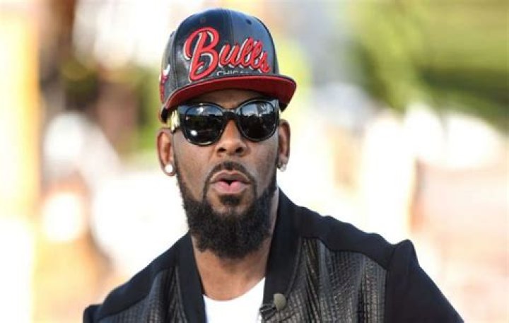 R. Kelly - Bio, Age, siblings, Wiki, Facts and Family