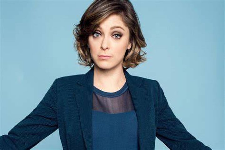 Rachel Bloom - Bio, Age, Wiki, Facts and Family