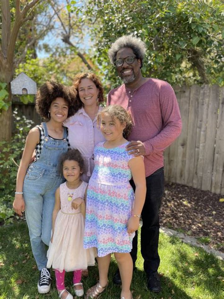 Raja Bell - Bio, Age, siblings, height, Wiki, Facts and Family
