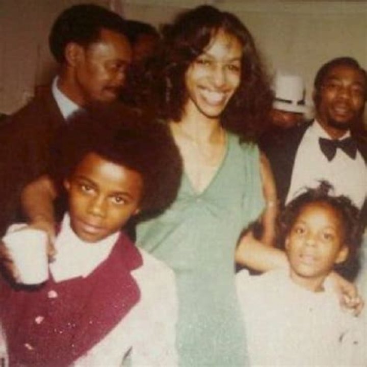 Ralph Edward Tresvant Jr. - Bio, Age, Wiki, Facts and Family
