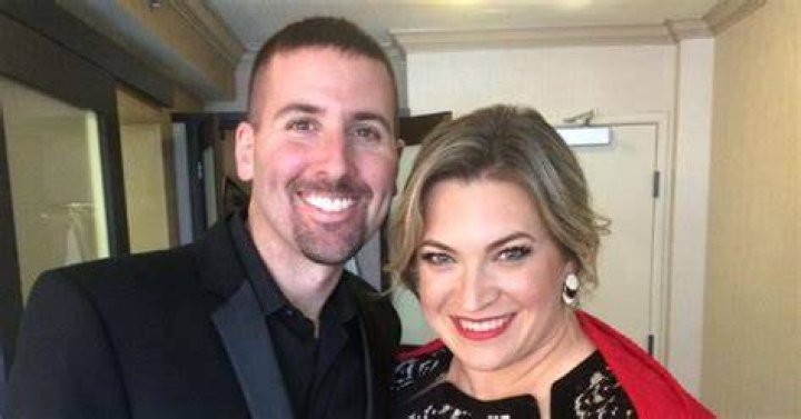 Ramona Shelburne - Bio, Age, Wiki, Facts and Family