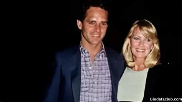 Randi Oakes - Bio, Age, Wiki, Facts and Family