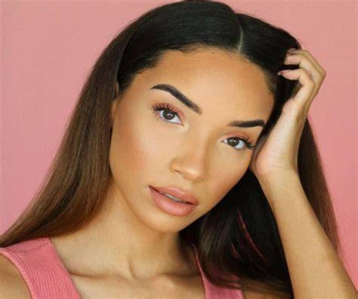 Raven Elyse - Bio, Age, Wiki, Facts and Family