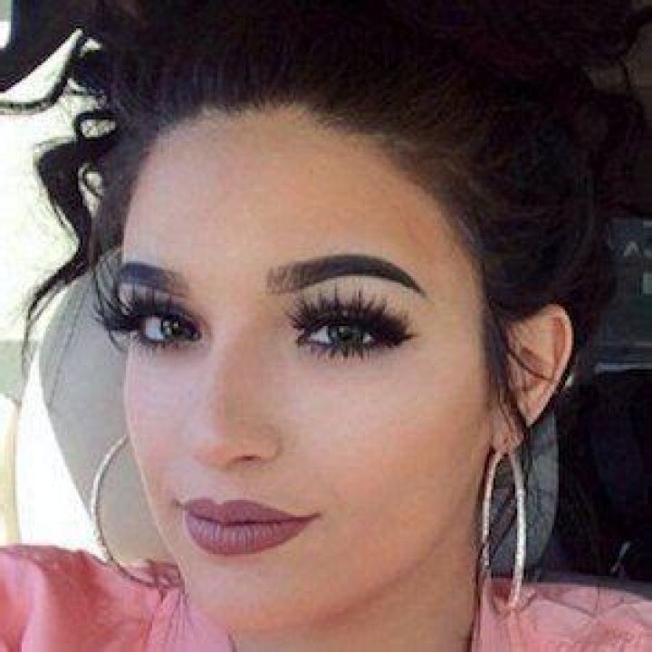Raylene Valle - Bio, Age, Wiki, Facts and Family