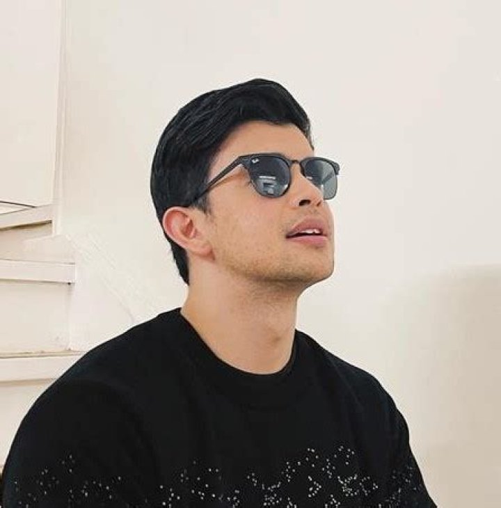 Rayver Cruz - Bio, Age, siblings, height, Wiki, Facts and Family