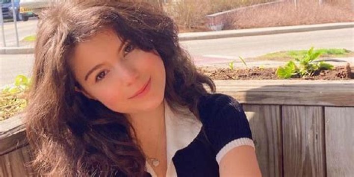 Rebecca Hochman-Fisher - Bio, Age, Wiki, Facts and Family