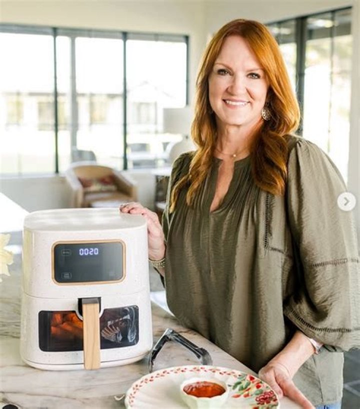 Ree Drummond - Bio, Age, Wiki, Facts and Family