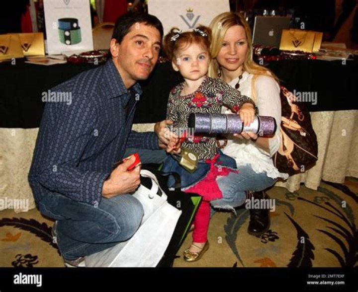 Renee Sloan - Bio, Age, Wiki, Facts and Family