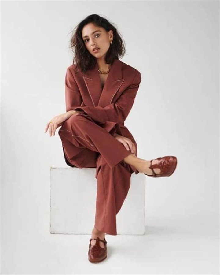 Rhianne Barreto - Bio, Age, Wiki, Facts and Family