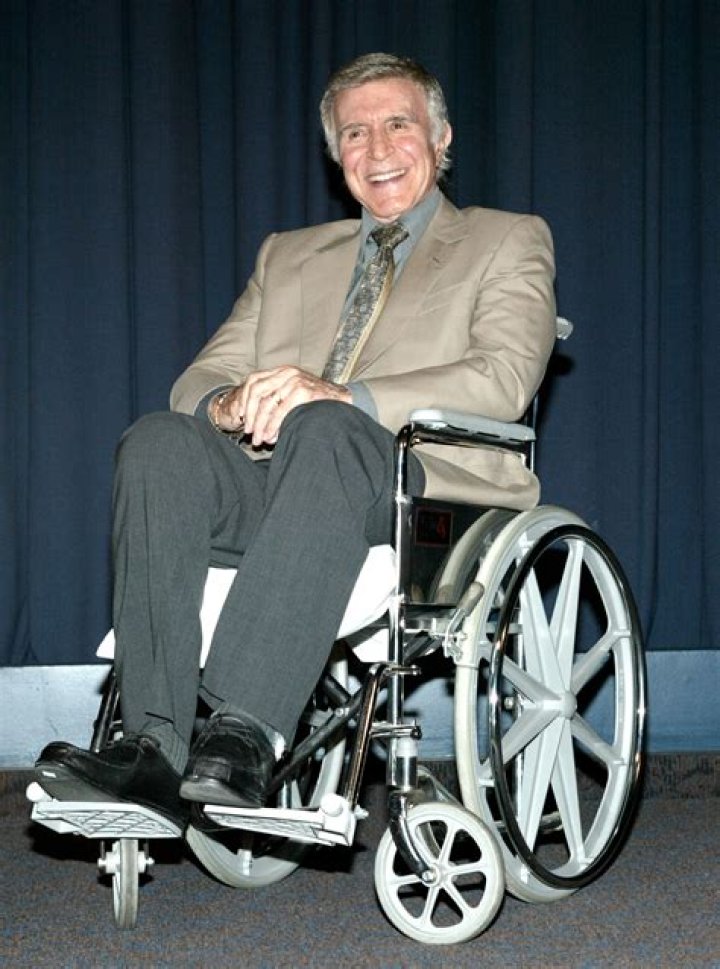Ricardo Montalban - Bio, Age, net worth, height, Wiki, Facts and Family
