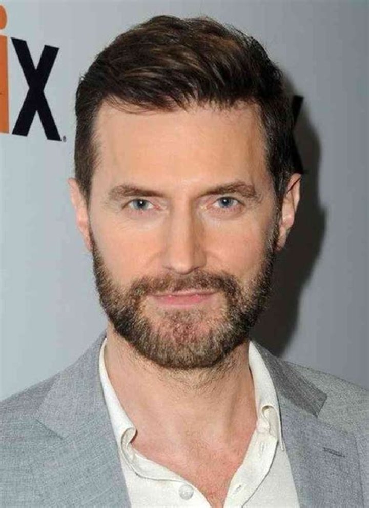 Richard Armitage - Bio, Age, net worth, siblings, height, Wiki, Facts and Family
