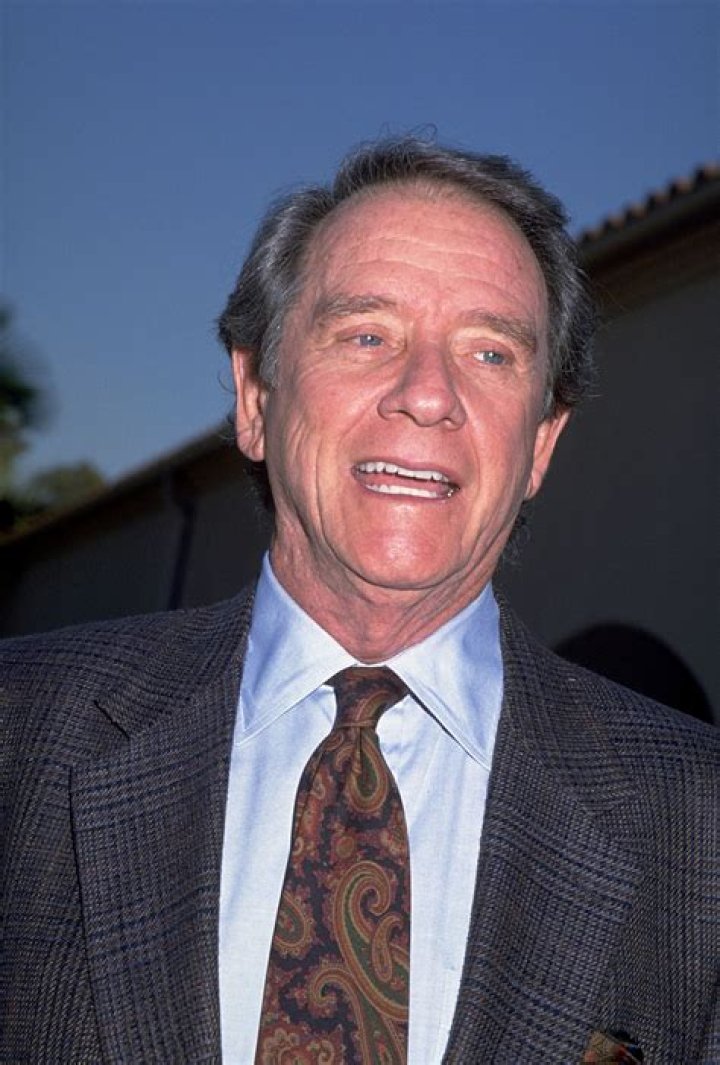 Richard Crenna - Bio, Age, net worth, height, Wiki, Facts and Family