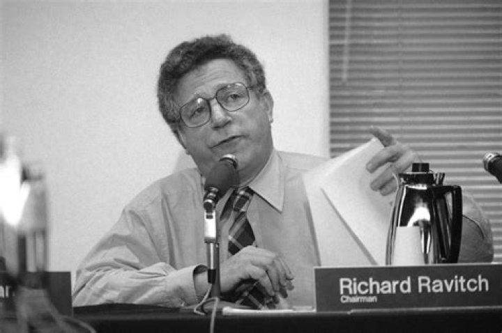 Richard Ravitch - Bio, Age, Wiki, Facts and Family