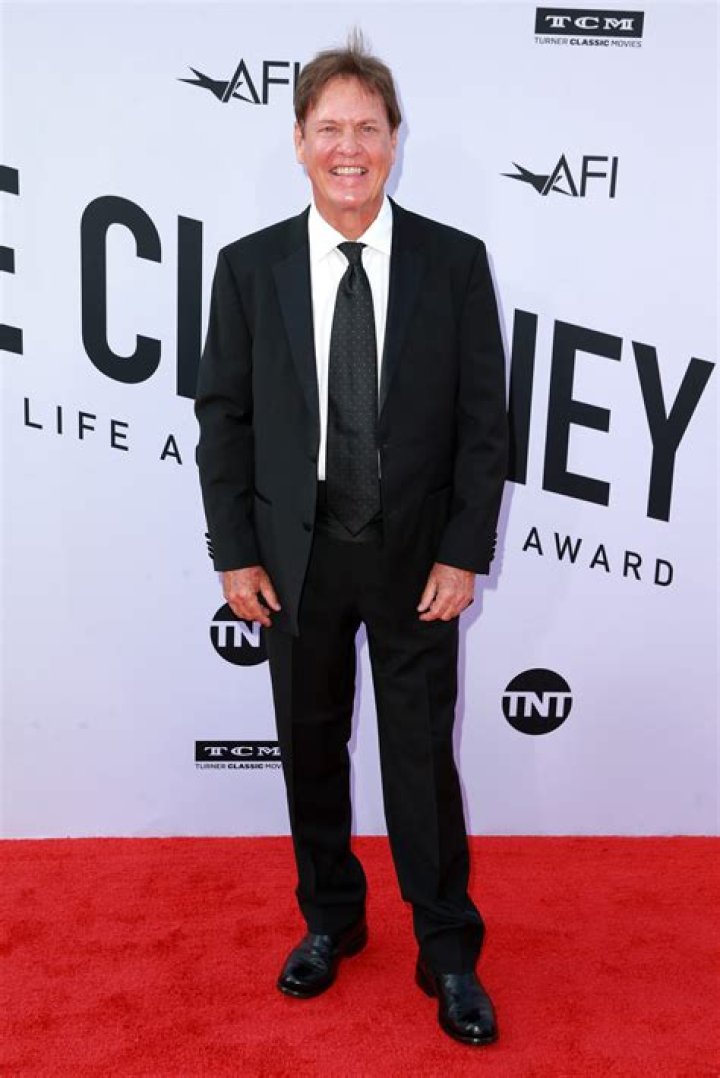 Rick Dees - Bio, Age, net worth, Wiki, Facts and Family