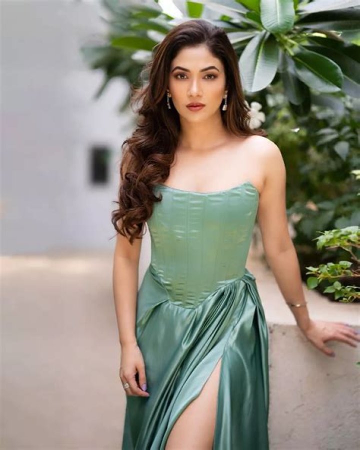 Ridhima Pandit - Bio, Age, Wiki, Facts and Family