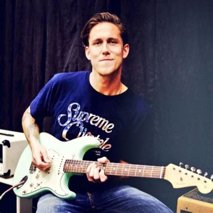 Rob Ackroyd - Bio, Age, Wiki, Facts and Family