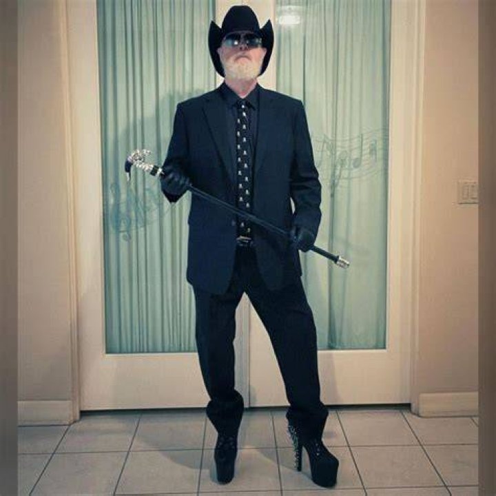 Rob Halford - Bio, Age, net worth, height, Wiki, Facts and Family