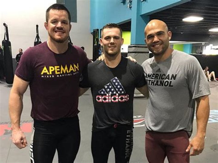 Robbie Lawler - Bio, Age, net worth, height, weight, Wiki, Facts and Family