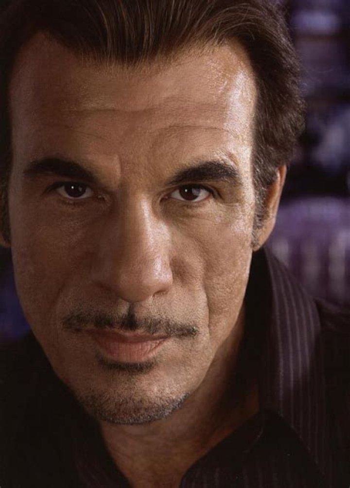 Robert Davi - Bio, Age, net worth, height, Wiki, Facts and Family