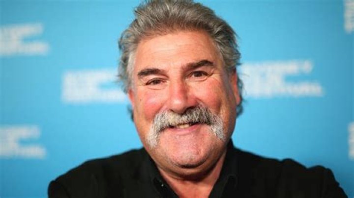Robert Dipierdomenico - Bio, Age, height, weight, Wiki, Facts and Family