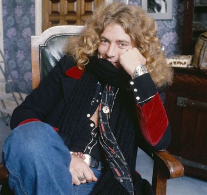 Robert Plant - Bio, Age, net worth, height, Wiki, Facts and Family
