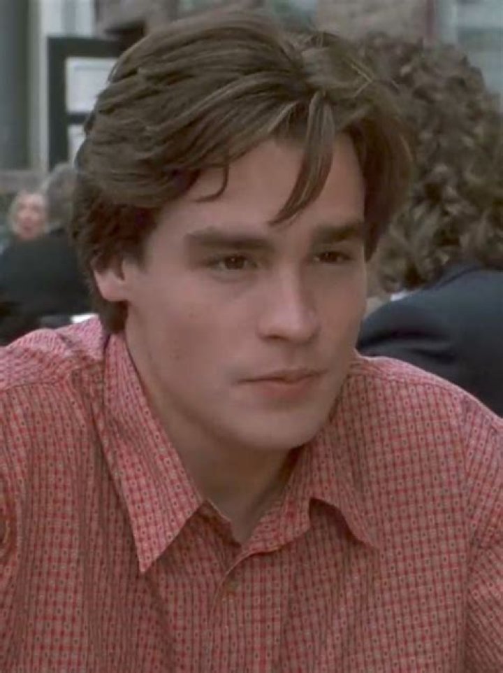 Robert Sean Leonard - Bio, Age, net worth, height, Wiki, Facts and Family