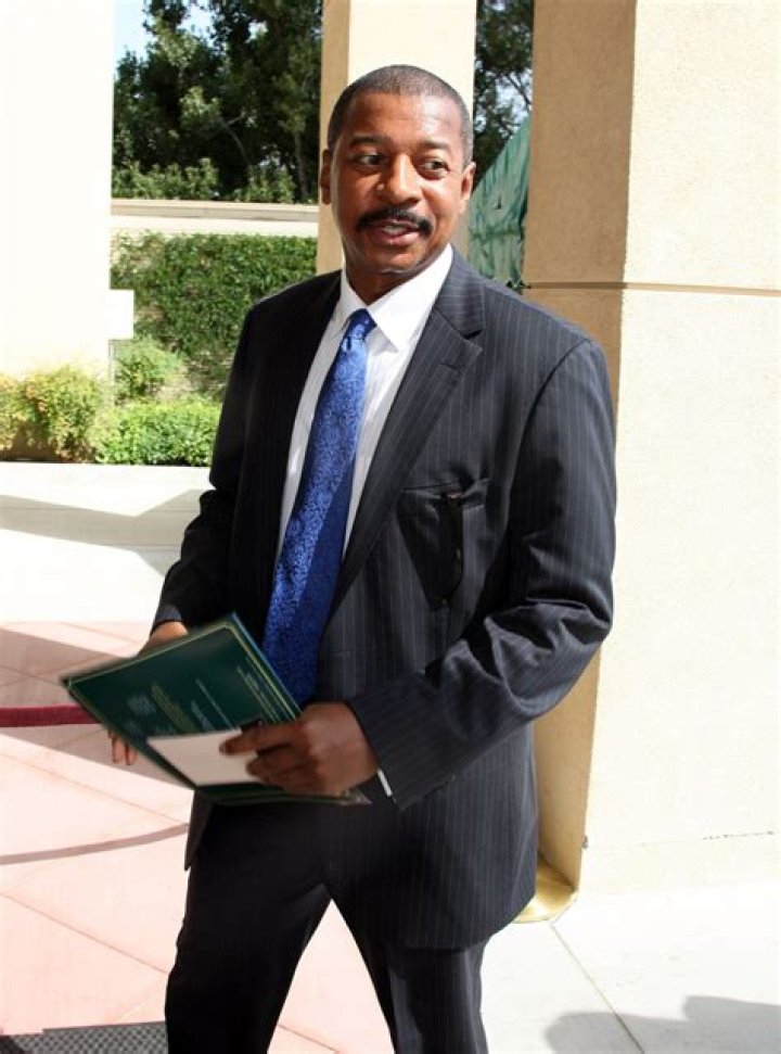 Robert Townsend - Bio, Age, net worth, height, Wiki, Facts and Family